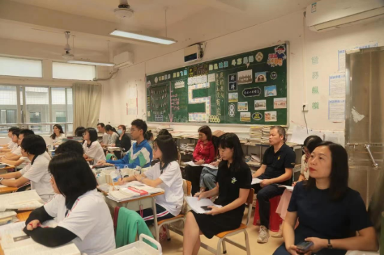 聚焦“雙新”理念，推動(dòng)校本教研3.jpg
